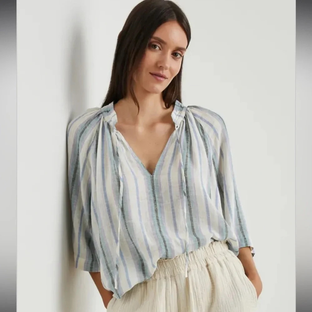 Rails Eveline Blouse Striped Linen Blend Catalina Blue and Off White Small EUC